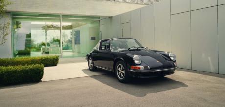 Porsche Design’s special auction lot - restored 1972 911 S 2.4 Targa