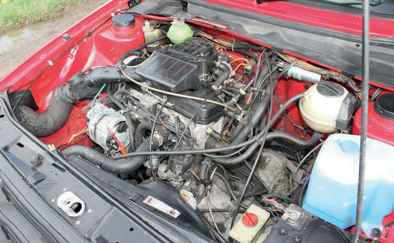 1991 Volkswagen Golf 1.8 Driver Automatic Mk2 - engine
