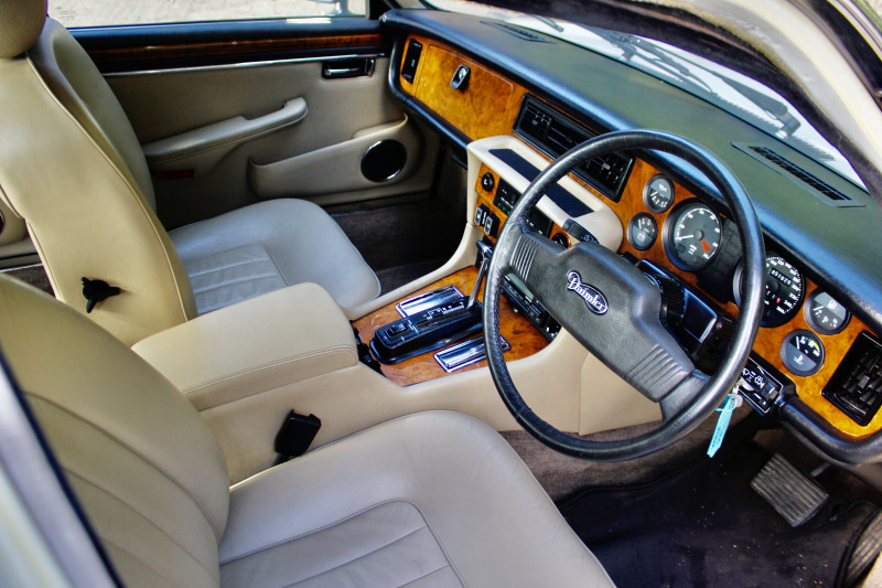 1986 Daimler Double-Six Series 3 - Mswati III, King of Eswatini