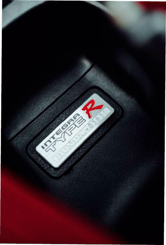 1997 Honda Integra Type-R DC2 - logo
