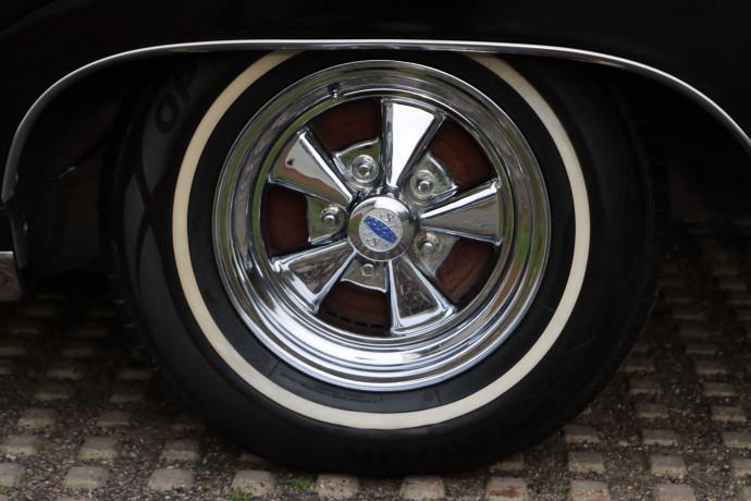 1967 Pontiac Catalina - wheel