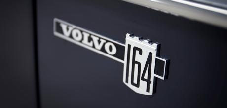 1973 Volvo 164 - logo