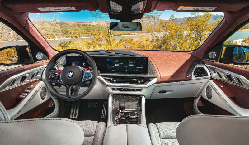 2024 BMW XM G09 - interior