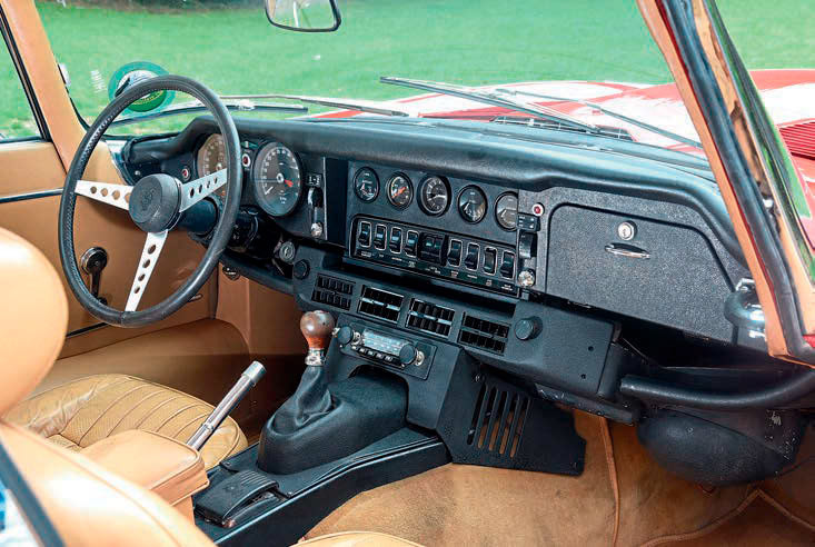 300bhp 1971 Jaguar E-Type ‘R’ V12 5.7 litre Series 3 - interior
