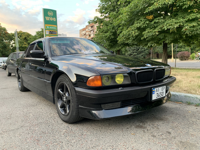 1995 BMW 740i Automatic E38