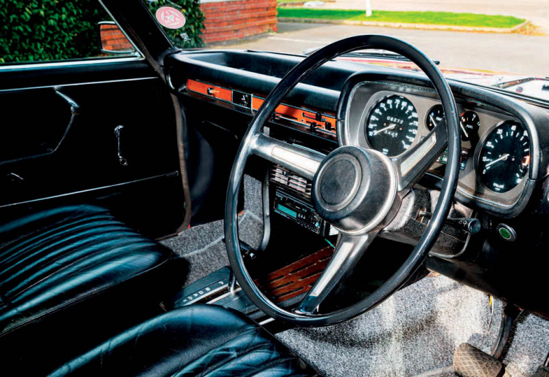 1969 BMW 2500 Automatic E3 - interior