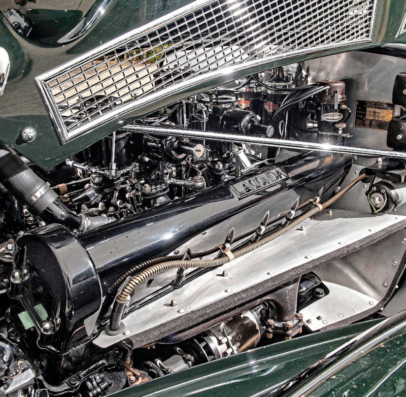 1939 Lagonda V12 Rapide - engine