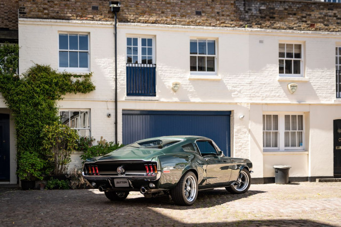 Bullitt’s Clive Sutton fantastic re-creation of the 1968 Ford Mustang Mk1 - rear