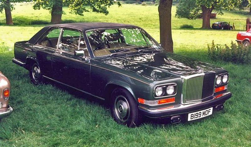Bentley Camargue It is well known that there is only one Bentley Camargue. It was made in 1985 and has VIN SCBYJ000XFCH10150 in green.