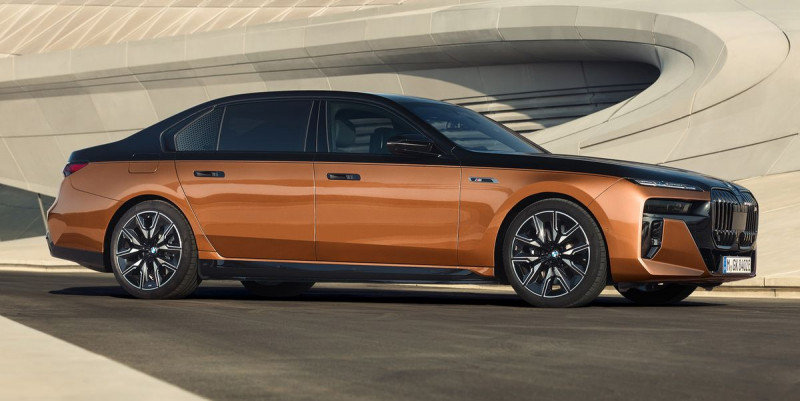 2024 BMW G70 i7 M70 xDrive announced