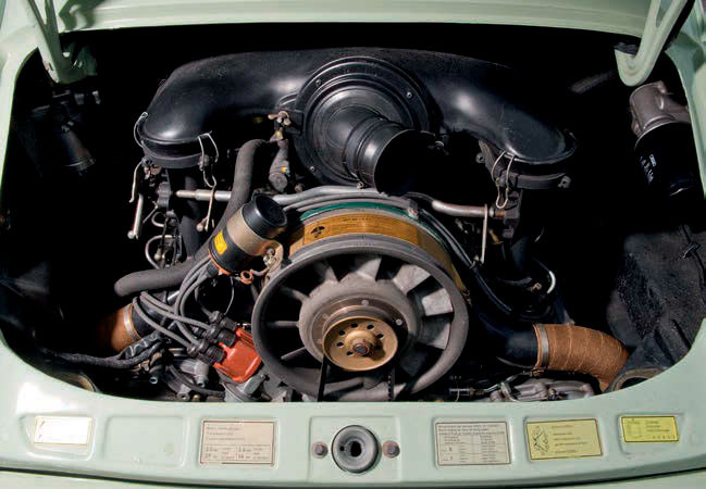 1972 Porsche 911 S Restomod - engine