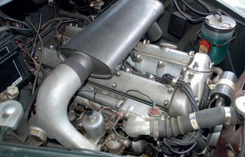 1956 Jaguar Mk1 2.4 - engine
