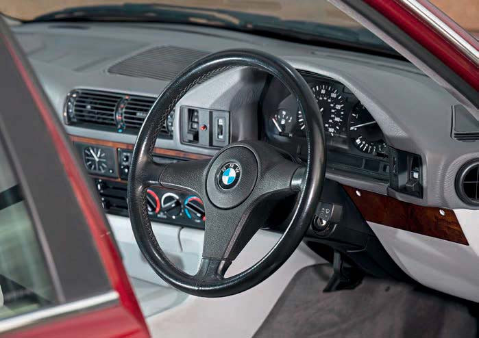 1992 BMW 525iX SE Automatic E34 - interior