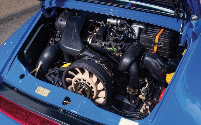 1990 Porsche 911 Carrera RS N/GT 964 prototype - engine