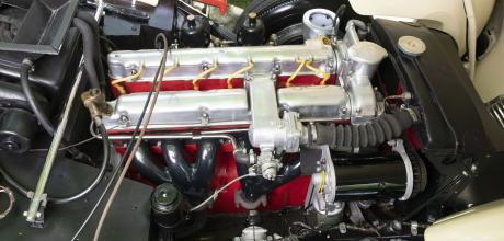 1955 Aston-Martin DB2/4 DHC engine