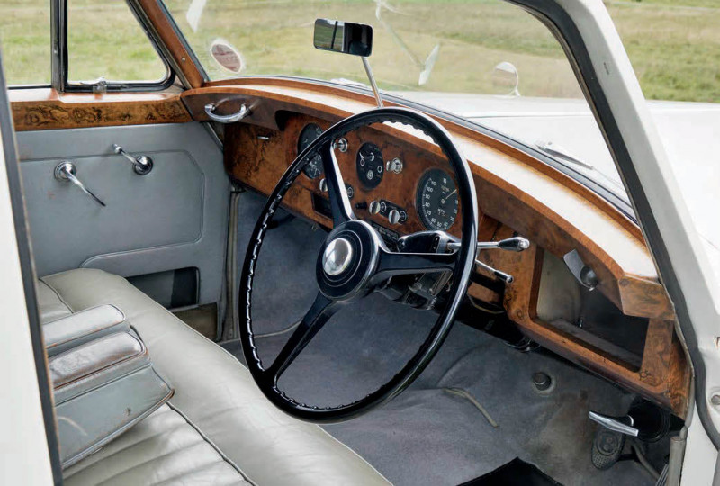 1956 Bentley S1 - interior