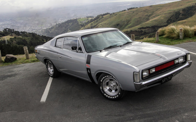 Super Rare, Unrestored 1972 Chrysler Valiant Charger R/T E49 'Big Tank' Is  An Aussie Muscle Car Icon