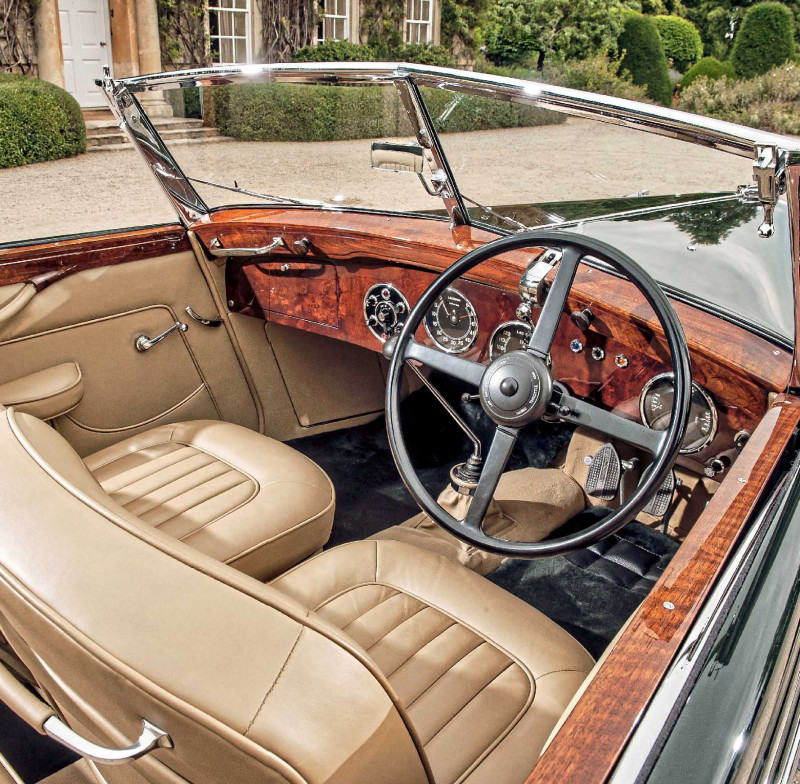 1939 Lagonda V12 Rapide - interior