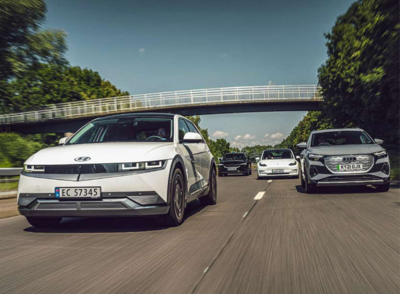 2022 Hyundai Ioniq 5 vs. Audi Q4 E-Tron, Tesla Model 3 and Polestar 2
