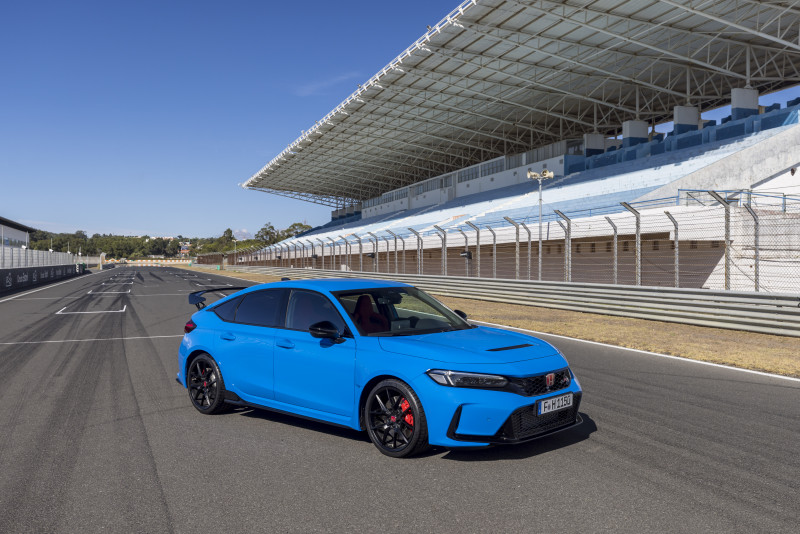 Test Drive: 2024 Honda Civic Type R - COOL HUNTING®