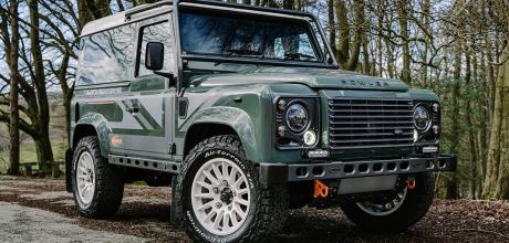 Bowler Motors - Land Rover Defender 90 in celebration of the 100th commission of its ‘Fast Road’