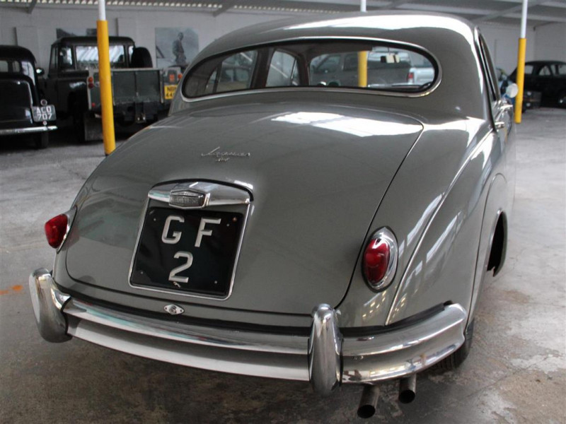 A 1959 Jaguar 3.4 ‘Mk 1’ that was once owned by much-loved British entertainer, George Formby, is set to be put under the hammer by Anglia Car Auctions at the end of January.