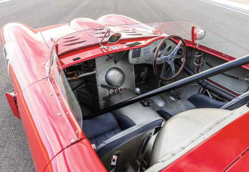 1957 Maserati 450S - interior