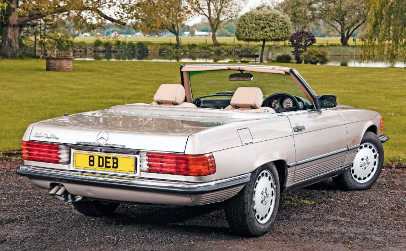 Dancer Debbie McGee on a magical life with an 1988 Mercedes-Benz 300SL R107
