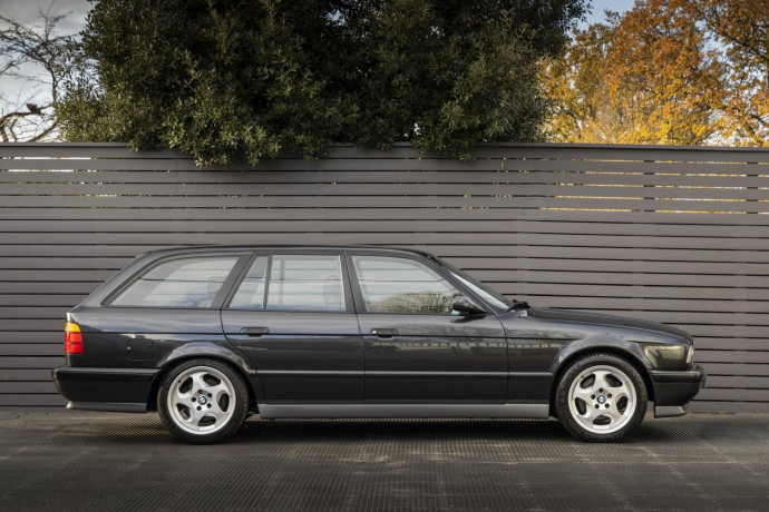 1994 BMW M5 Touring E34 - profile