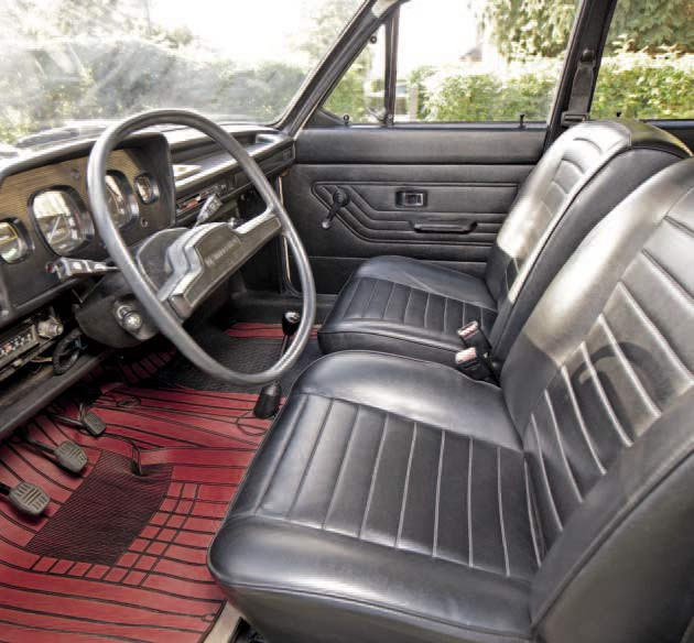 1975 Innocenti Regent 1300 - interior