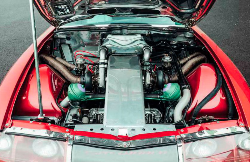 200mph record-breaking twin-turbocharged 530bhp Citroen SM - engine