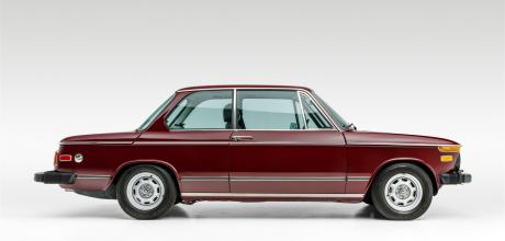 1974 BMW 2002 tii E10 US-Spec Federal Bumpers - profile right
