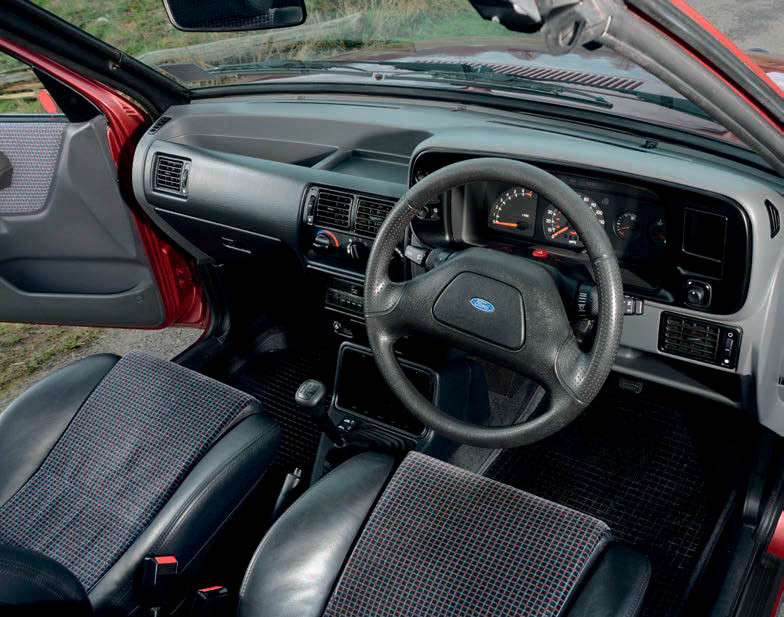 1989 Ford Escort XR3i Cabriolet Special Edition XR3i Mk4 - interior