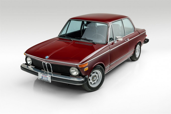 1974 BMW 2002 tii E10 US-Spec Federal Bumpers - top