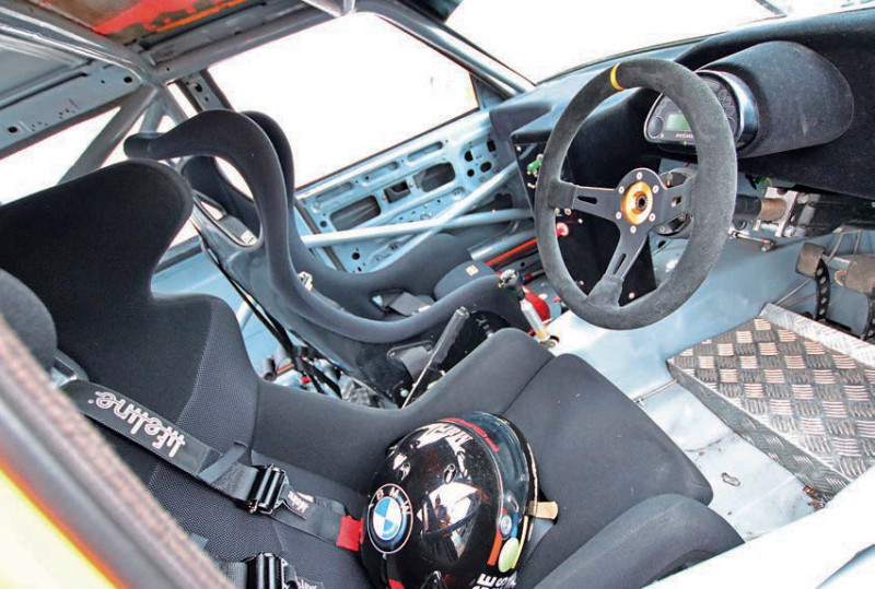S38 powered 360bhp BMW E28 race car - interior