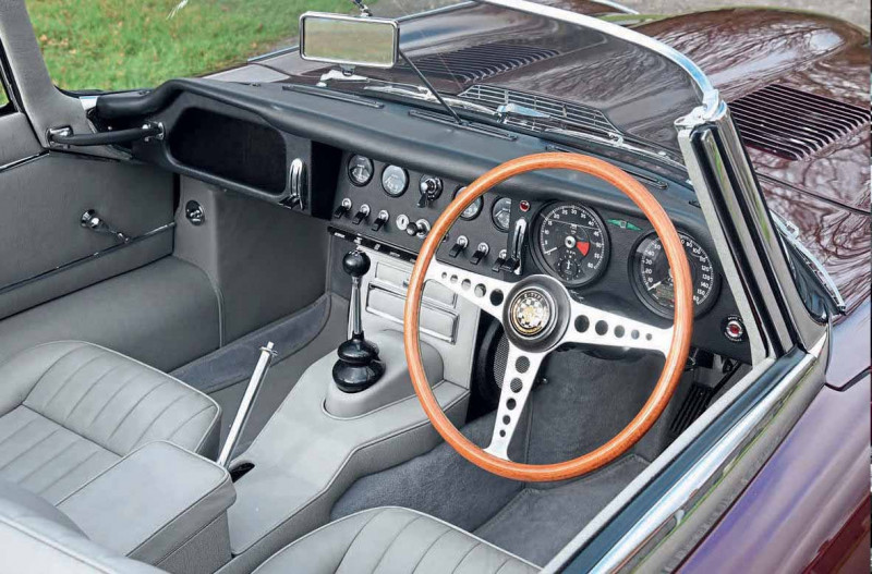 1964 Jaguar E-Type 4.2 Series 1 - interior