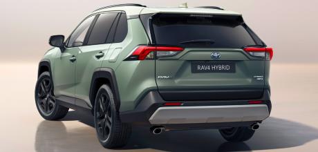 Toyota revises RAV4 range for 2022