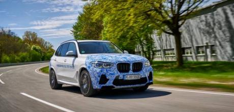 BMW tests hydrogen fuel cell