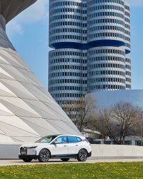 2022 BMW iX xDrive40