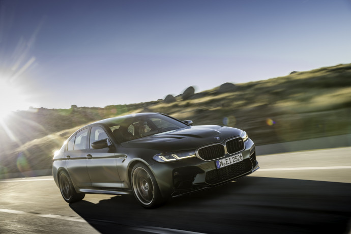 2022 BMW M5 CS F90