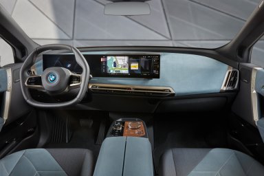2022 BMW iX xDrive40