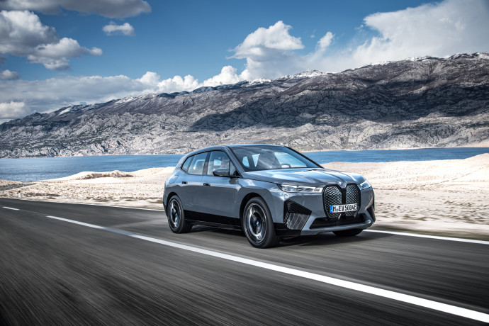 2022 BMW iX xDrive50