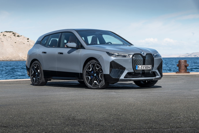 2022 BMW iX xDrive50