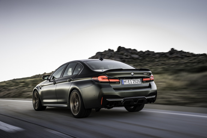 2022 BMW M5 CS F90