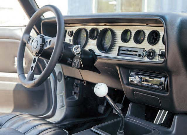 1976 Pontiac Trans Am - interior