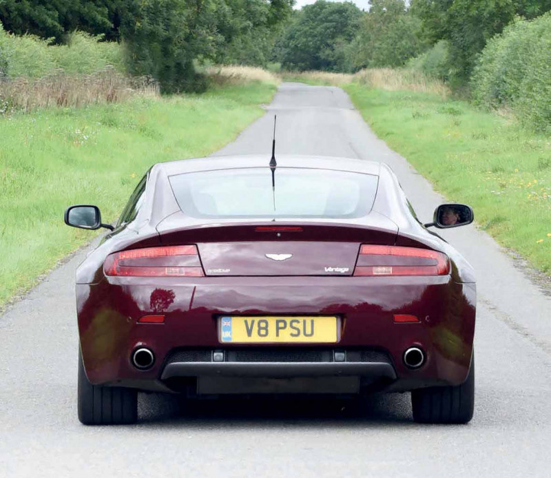 2006 Aston Martin V8 Vantage Prodrive