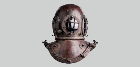 Diving helmet