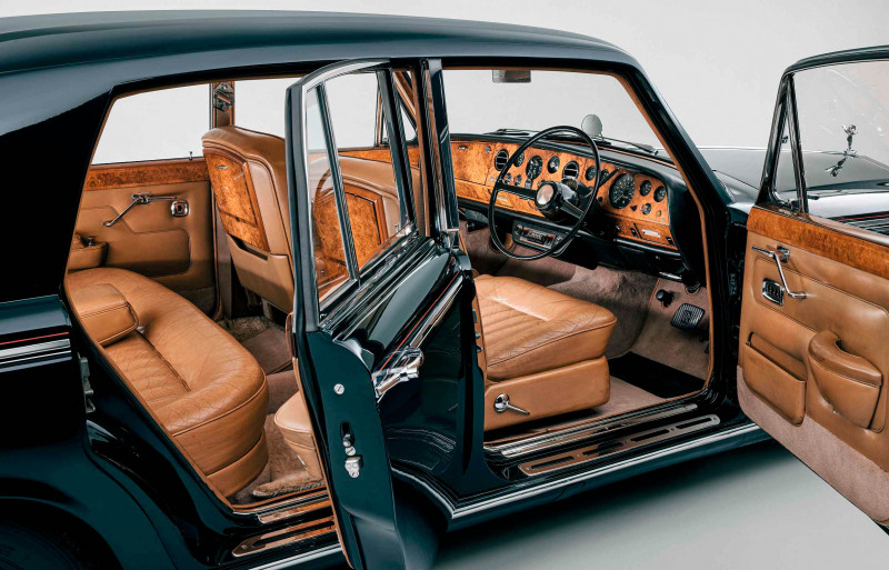 1967 Rolls-Royce Silver Shadow - interior