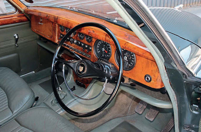 1965 Jaguar S-Type 3.4 Manual - interior RHD