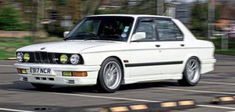 1985 BMW M5 E28 with factory body kit